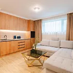 Chic Modern - Work-friendly & Comfortable Kluż-Napoka
