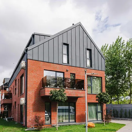 Apartament Contemporary In With Parking