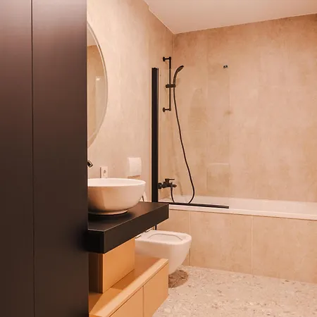 Chic Modern - Work-friendly & Comfortable Apartment Cluj-Napoca