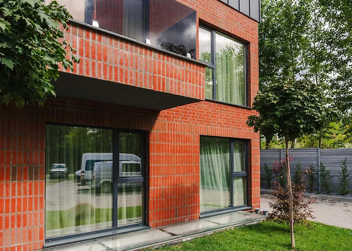 Chic Modern - Work-friendly & Comfortable Apartmán