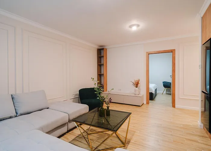 Chic Modern - Work-friendly & Comfortable Апартаменти Клуж-Напока