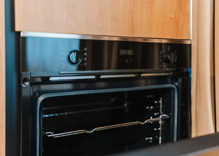 Chic Modern - Work-friendly & Comfortable Kluž